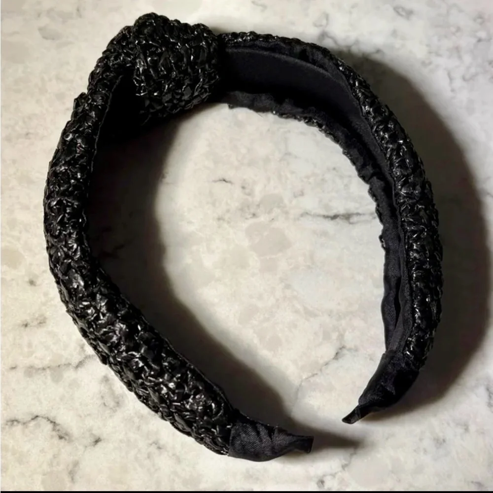 Women’s Black Textured Knot Headband – New in Original Packaging